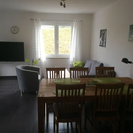 Mit Terrasse- Grill Und Garten By Interhome Apartman *